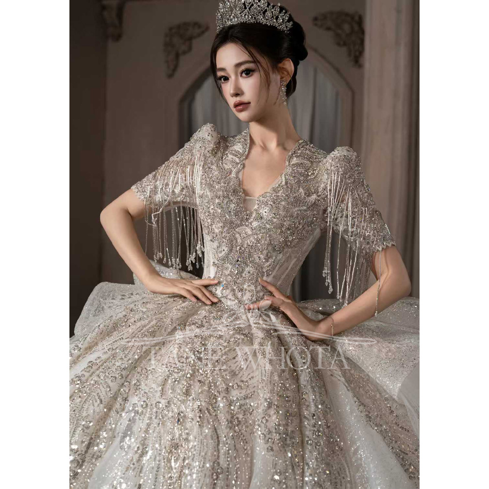Embroidery Organza - Luxe geschulpte baljurk met korte mouwen,