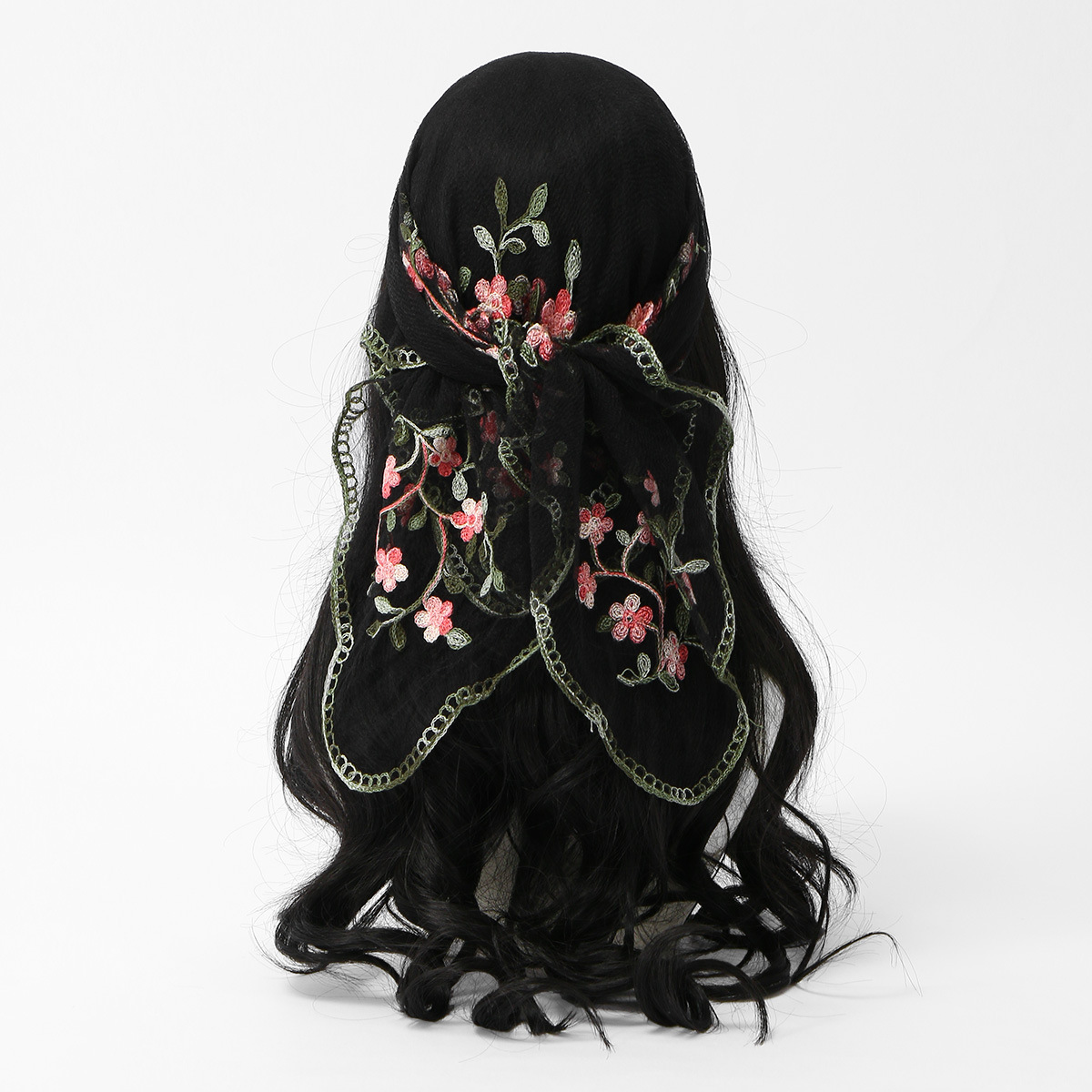 Vierkante sjaal Pruimenbloesem - Embroidery Zara recensie en prijs