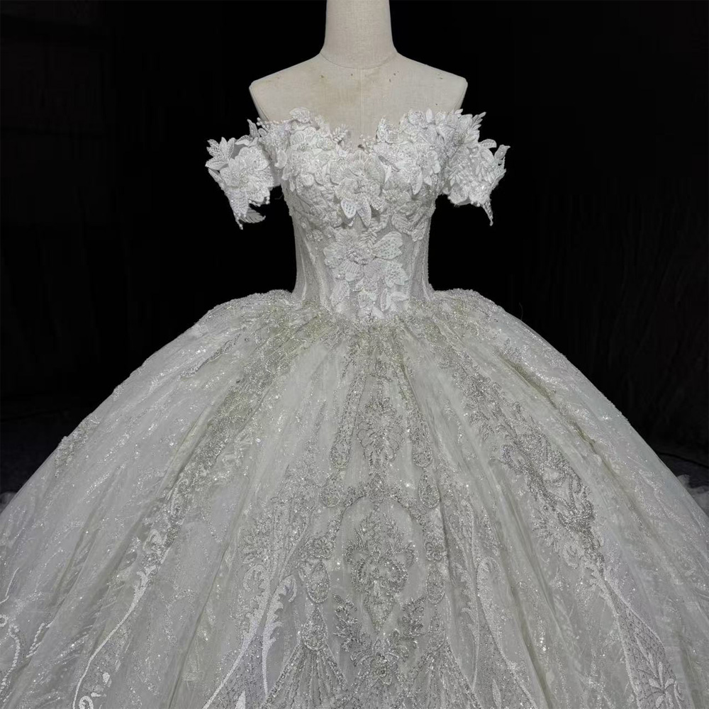 Aanpasbare bruidsjurk met swee - Embroidery Organza recensie en prijs