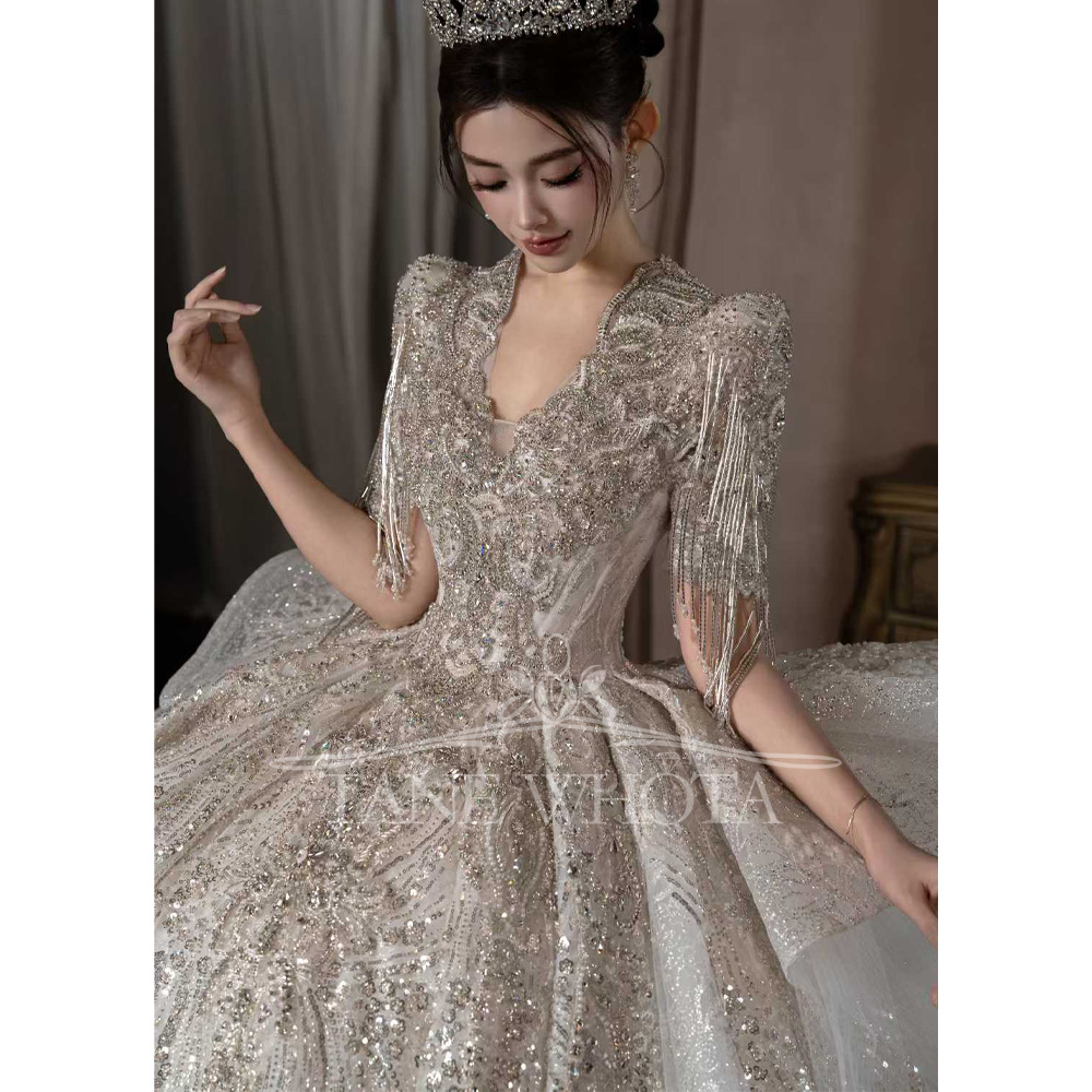 Luxe geschulpte baljurk met ko - Embroidery Organza recensie en prijs
