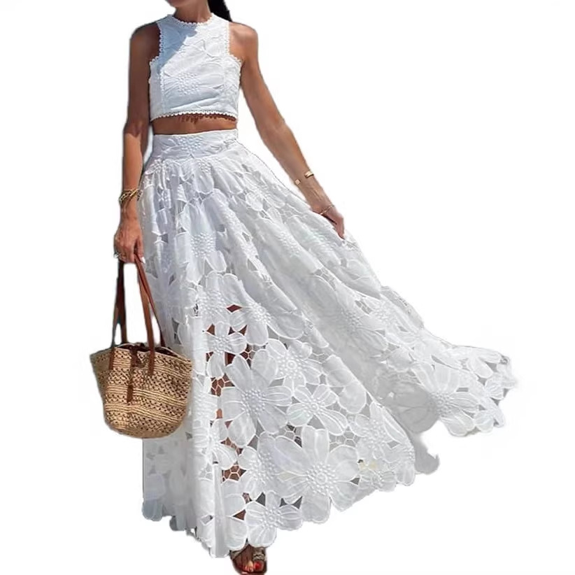 Dames witte bloemenkant borduu - Embroidery In The Piece recensie en prijs